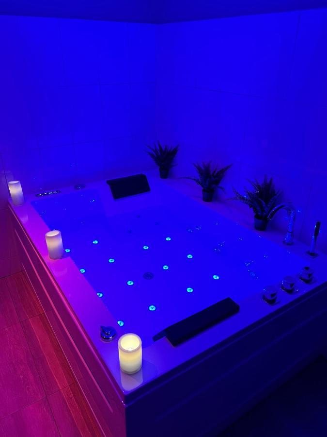 Narbnb - Eden Suite - Jacuzzi - Parking - Clim Narbonne Exterior foto